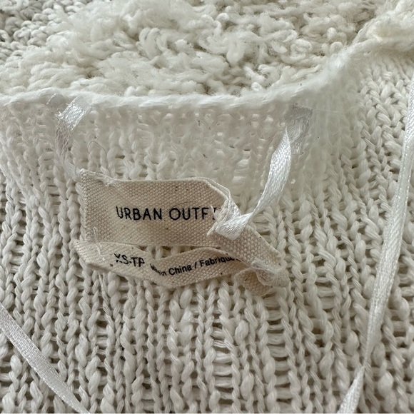 Urban Outfitters Knit Sweater - Picture 2 of 4